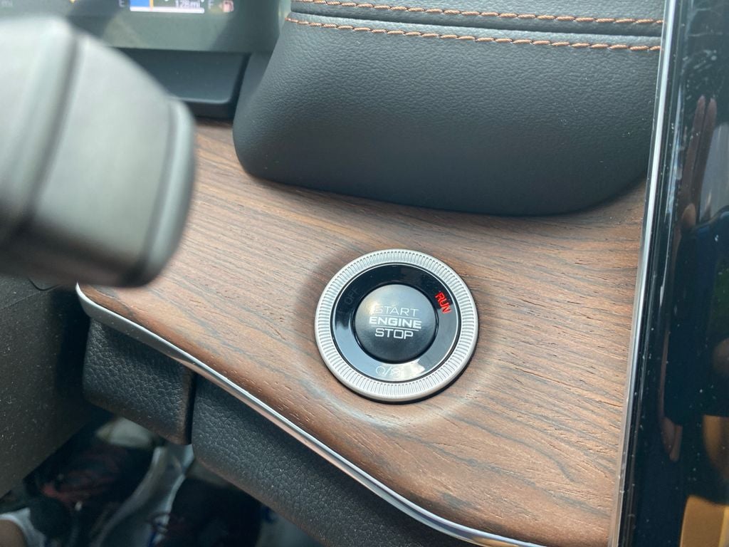 2024 Jeep Grand Cherokee L Summit