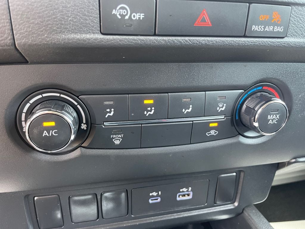 2023 Nissan Frontier SV