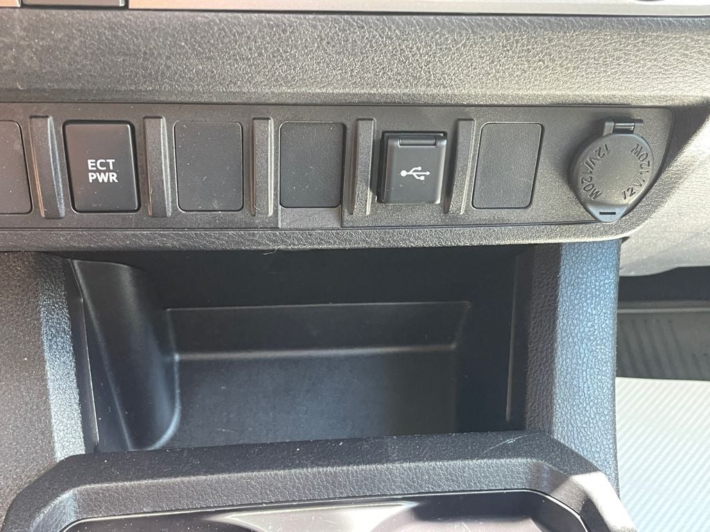2023 Toyota Tacoma SR V6