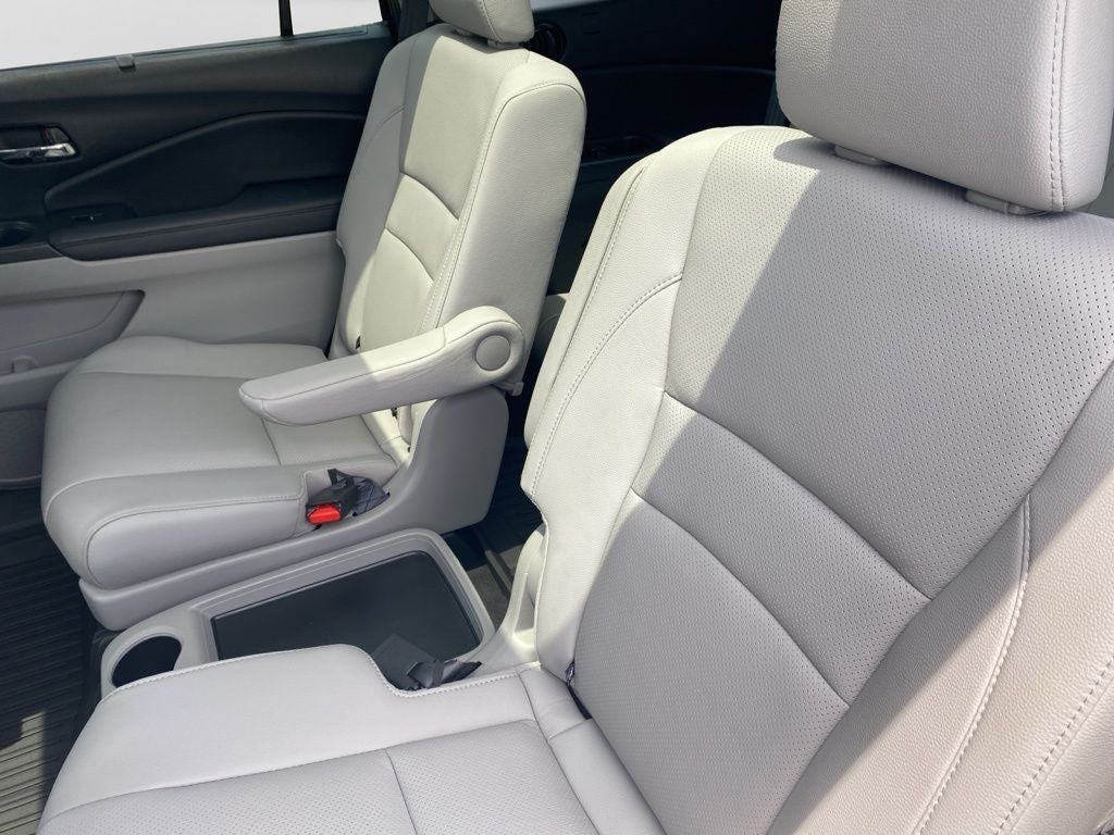 2022 Honda Pilot Elite