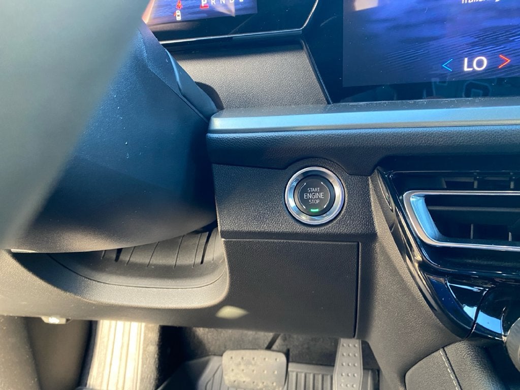 2026 Chevrolet Traverse LT 2LT