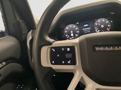 2025 Land Rover Defender 130 X-Dynamic SE