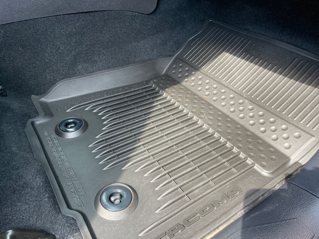 2022 Toyota Tacoma SR V6