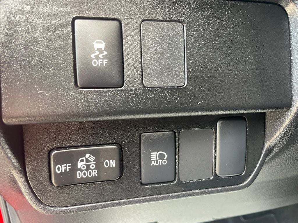 2022 Toyota Tacoma SR V6
