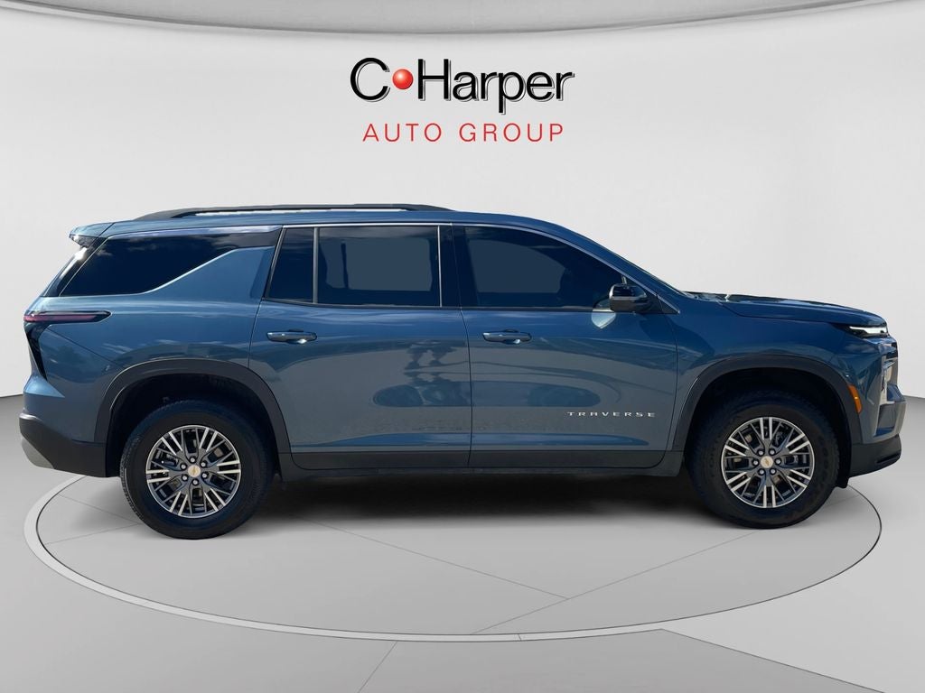2025 Chevrolet Traverse LT 2LT