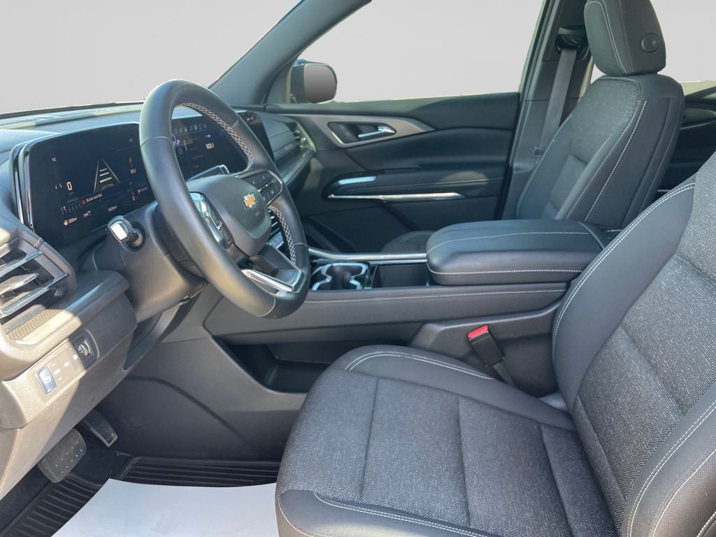 2025 Chevrolet Traverse LT 2LT