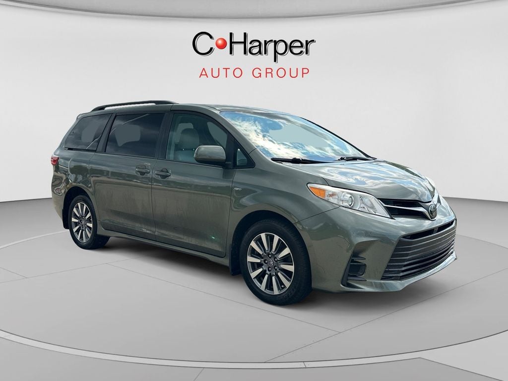 2020 Toyota Sienna LE 7 Passenger