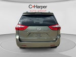 2020 Toyota Sienna LE 7 Passenger