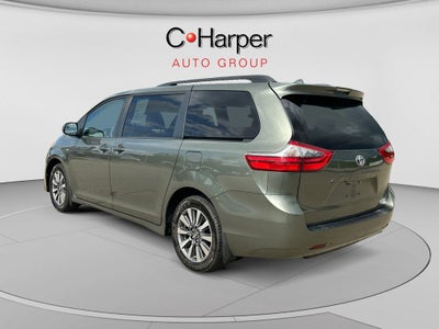 2020 Toyota Sienna LE 7 Passenger