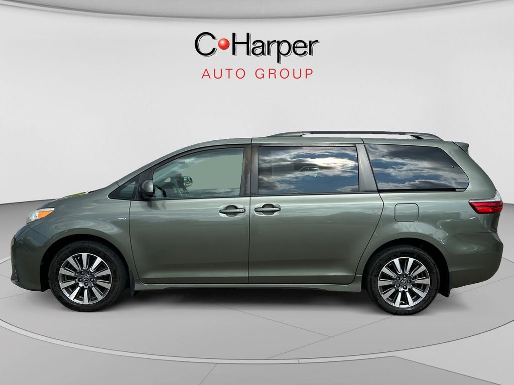 2020 Toyota Sienna LE 7 Passenger