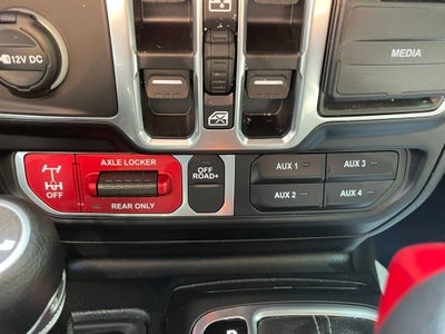2025 Jeep Wrangler 4-Door Willys 4x4