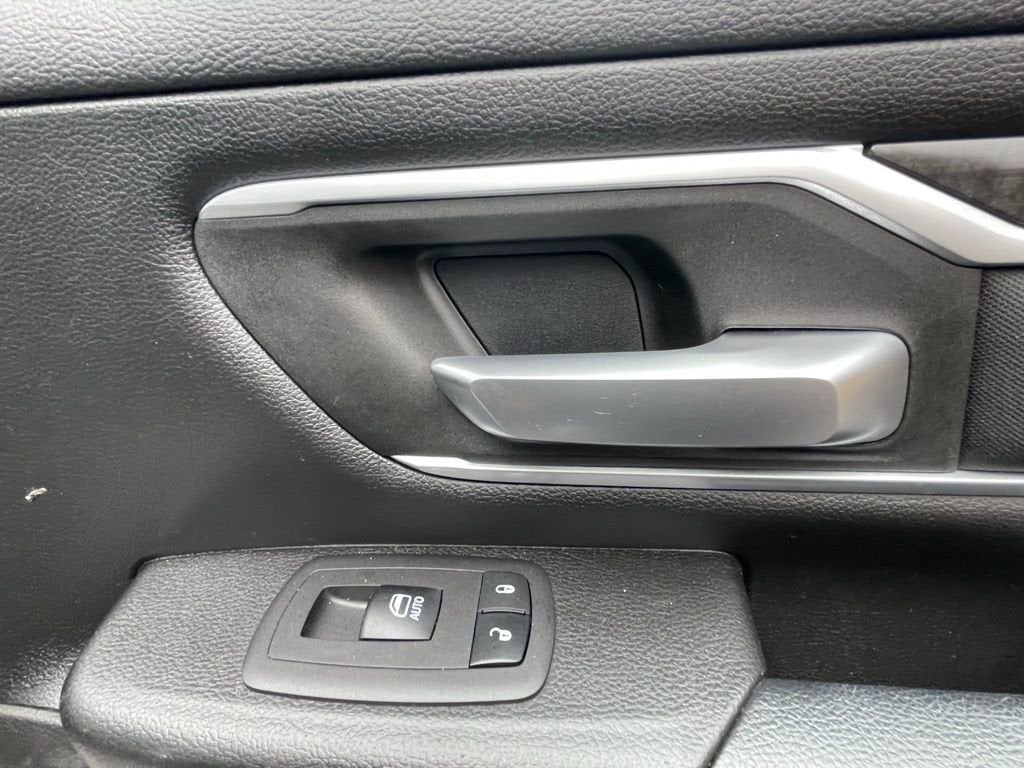 2023 RAM 1500 Big Horn Crew Cab 4x4 5'7" Box