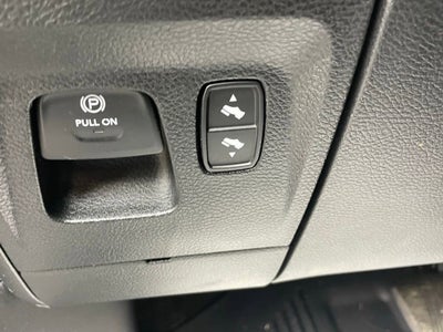 2023 RAM 1500 Big Horn Crew Cab 4x4 5'7" Box