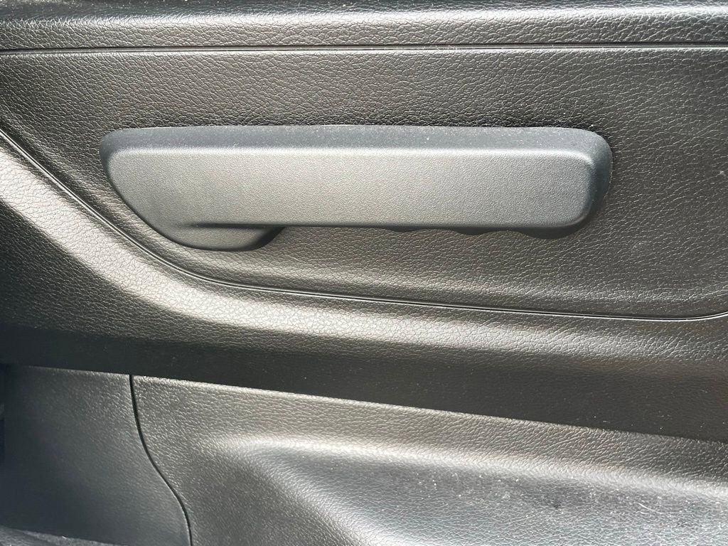 2021 RAM 1500 Big Horn Crew Cab 4x4 5'7" Box