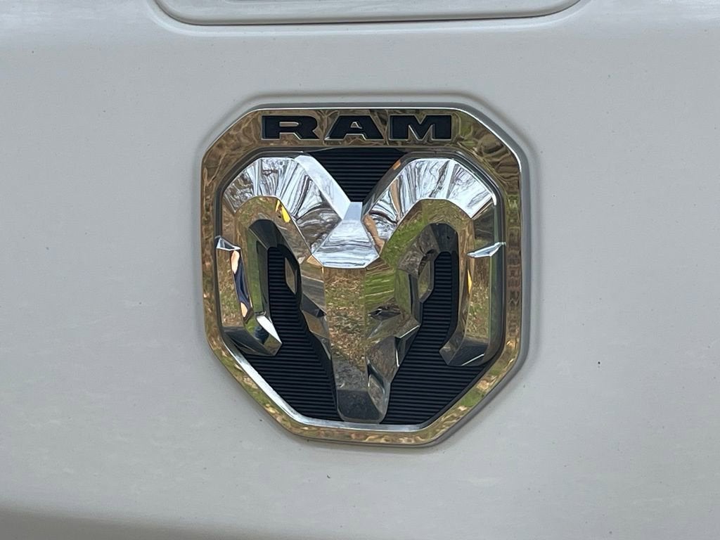 2021 RAM 1500 Big Horn Crew Cab 4x4 5'7" Box