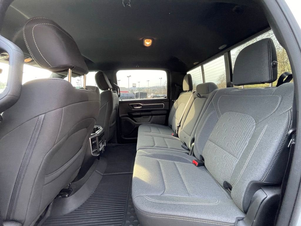 2021 RAM 1500 Big Horn Crew Cab 4x4 5'7" Box