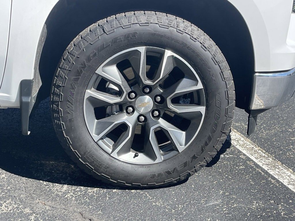 2023 Chevrolet Silverado 1500 LT (2FL)