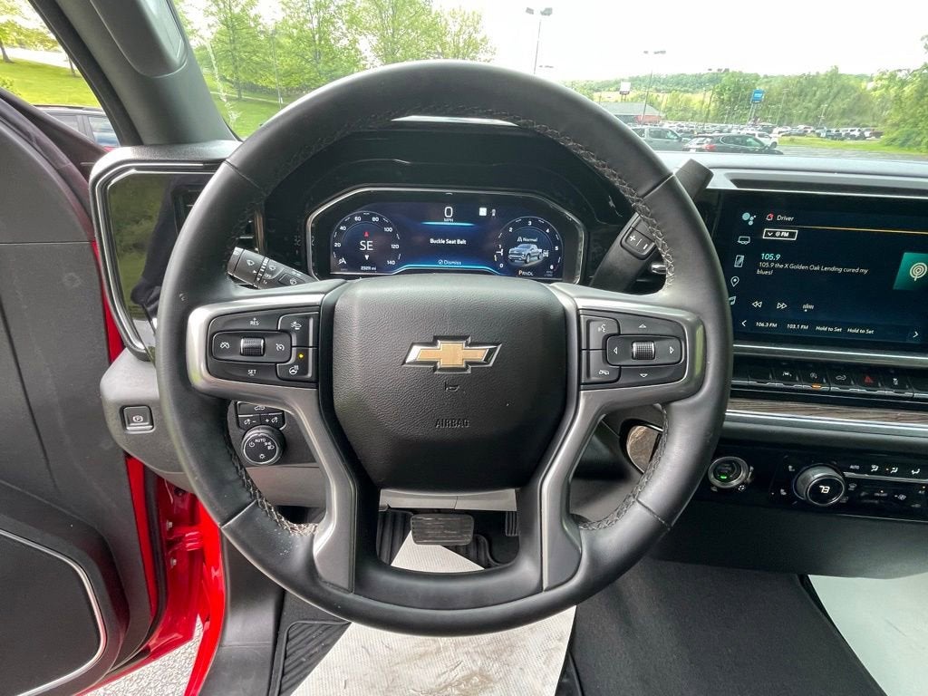 2023 Chevrolet Silverado 1500 LT (2FL)