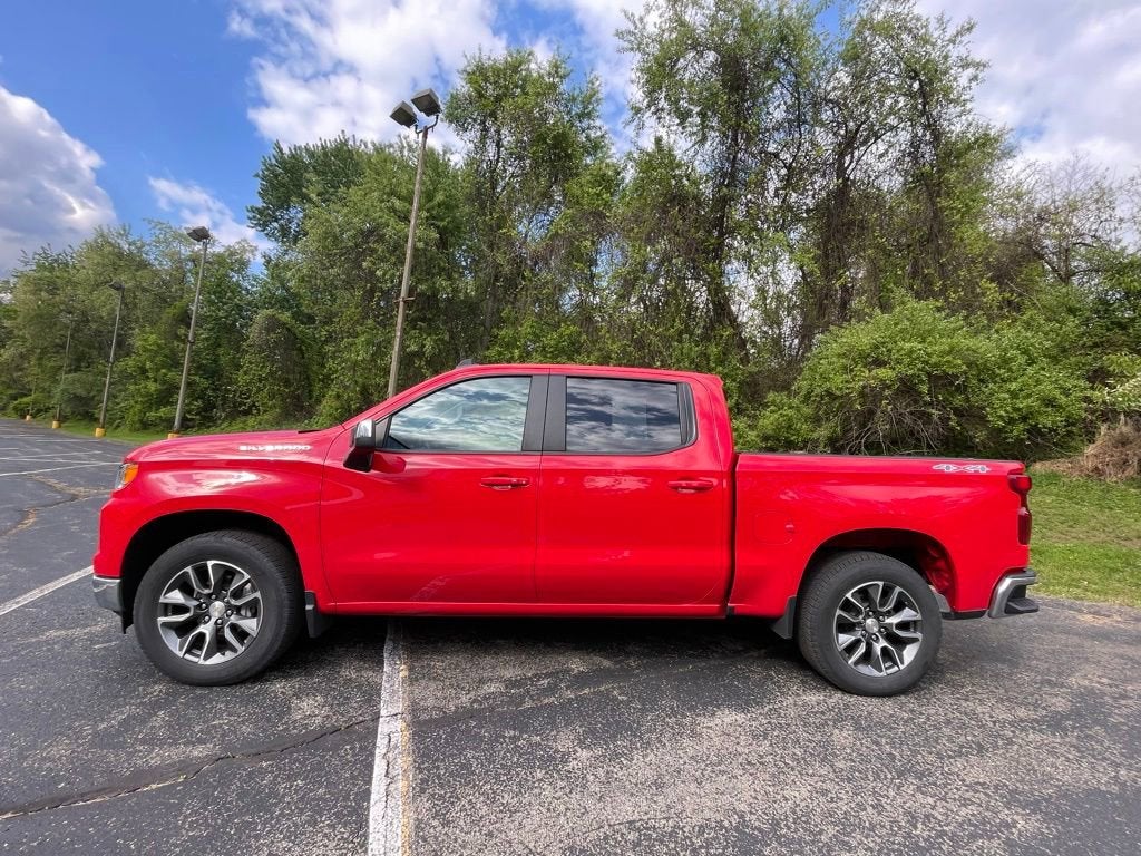 2023 Chevrolet Silverado 1500 LT (2FL)