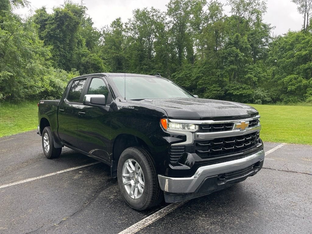 2025 Chevrolet Silverado 1500 LT (2FL)