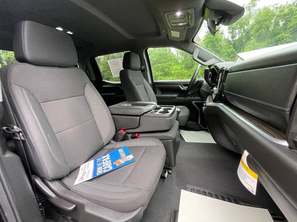 2025 Chevrolet Silverado 1500 LT (2FL)