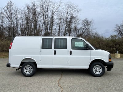 2025 Chevrolet Express Cargo 2500 WT