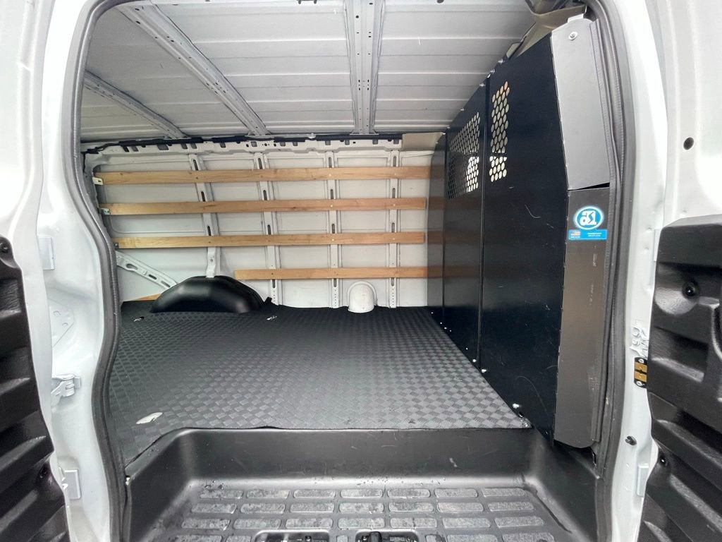 2024 Chevrolet Express Cargo 2500 WT