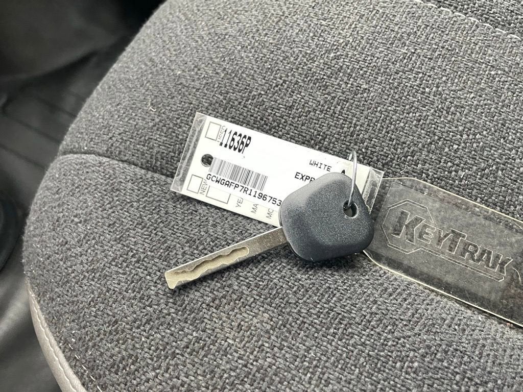 2024 Chevrolet Express Cargo 2500 WT