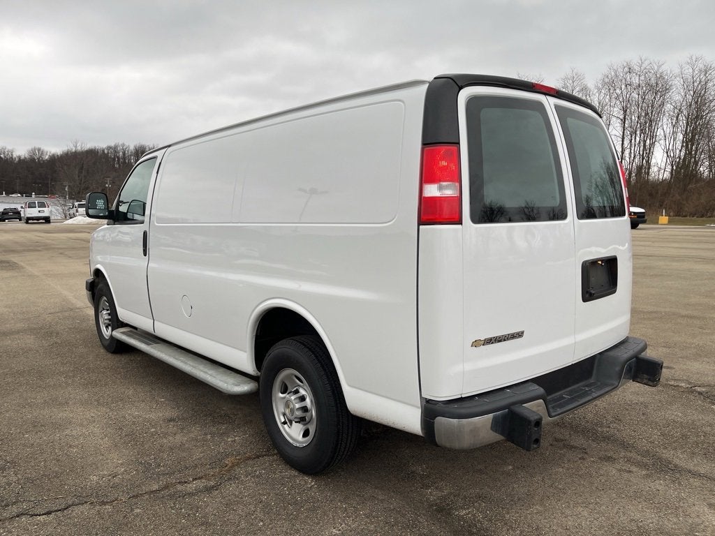 2024 Chevrolet Express Cargo 2500 WT