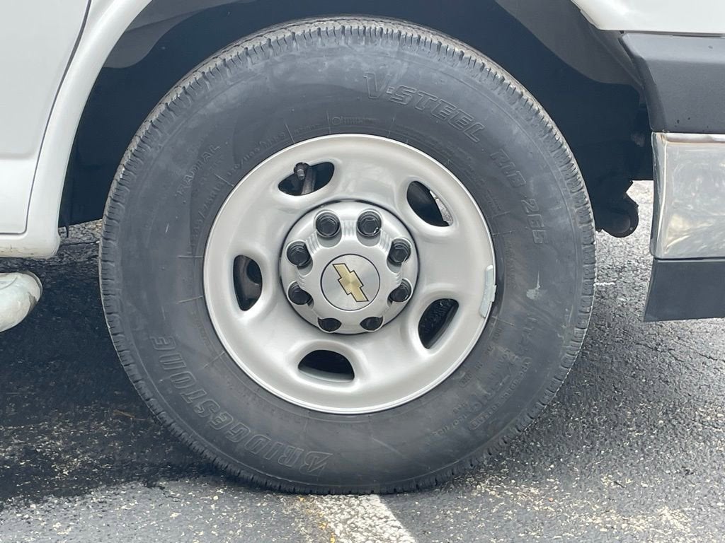2024 Chevrolet Express Cargo 2500 WT