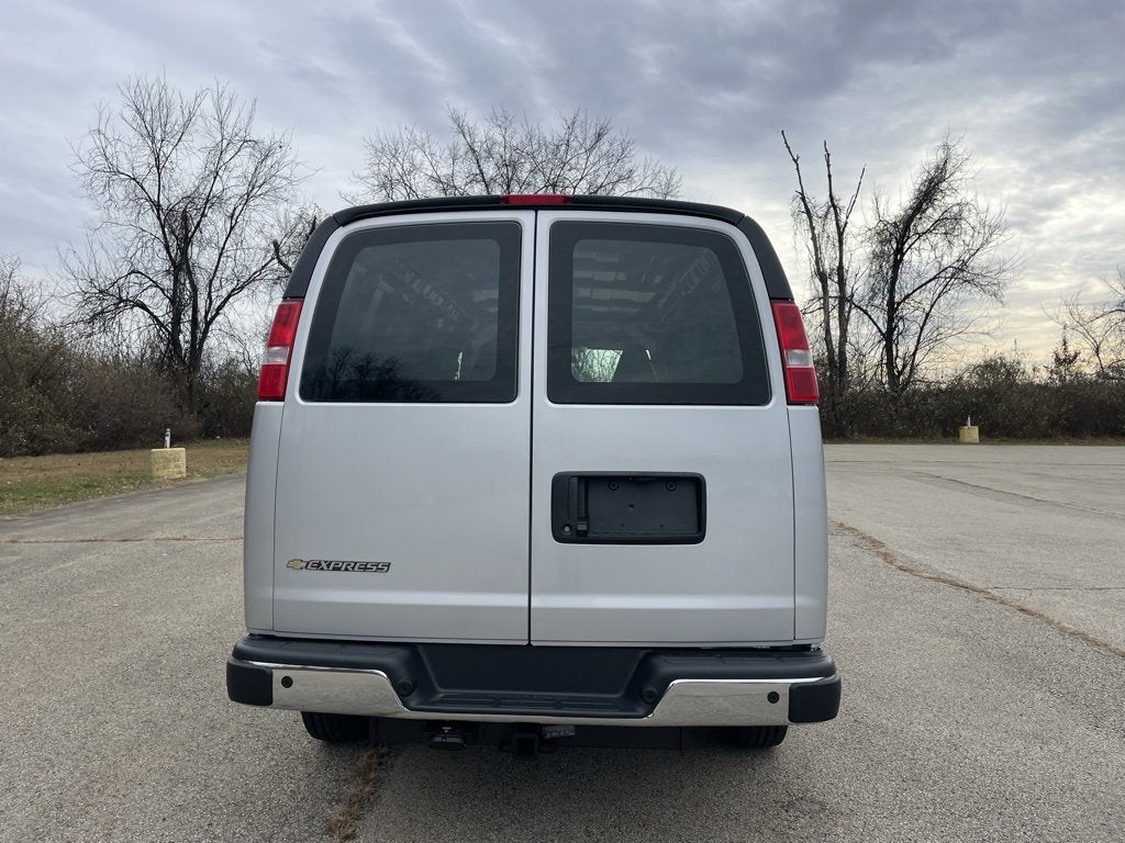 2025 Chevrolet Express Cargo 2500 WT