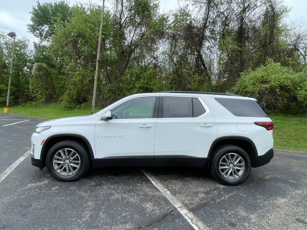 2023 Chevrolet Traverse LT Leather