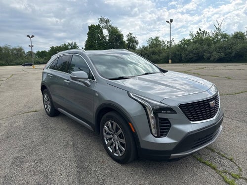 2023 Cadillac XT4 Premium Luxury