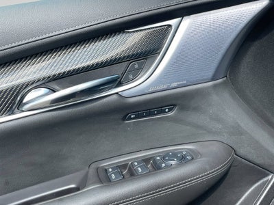 2024 Cadillac XT6 Sport