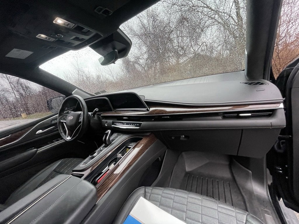 2022 Cadillac Escalade Sport Platinum