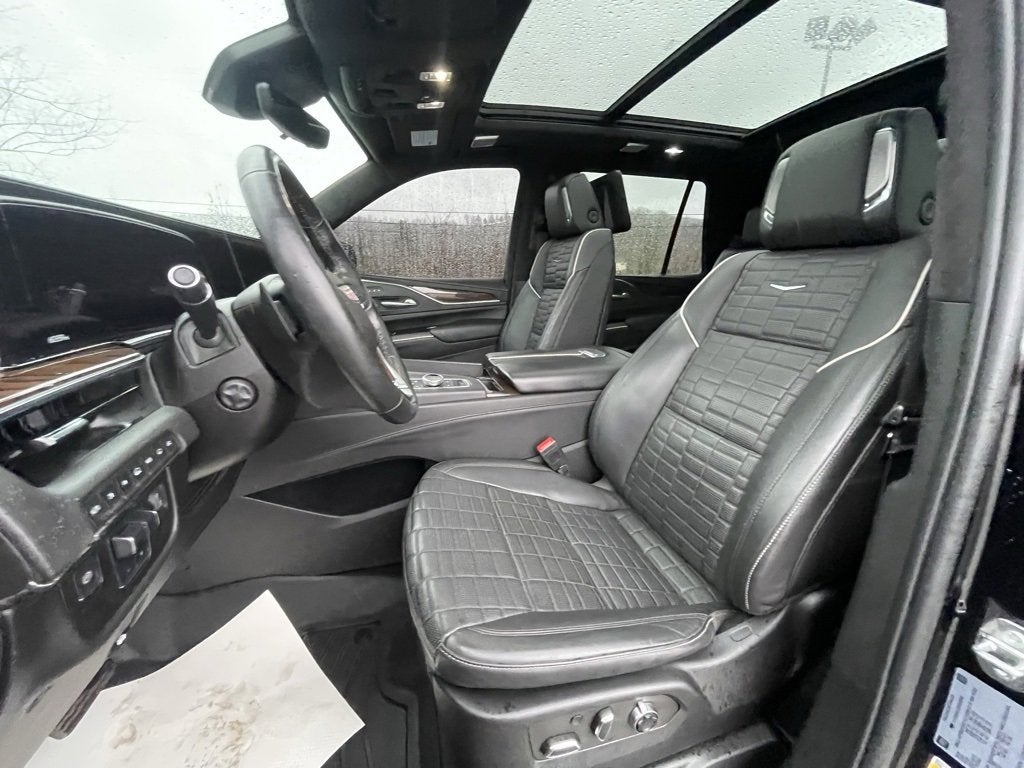 2022 Cadillac Escalade Sport Platinum