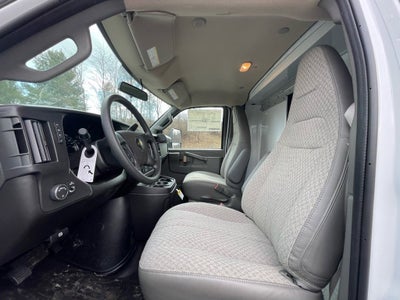2026 Chevrolet Express Cutaway 3500 1WT