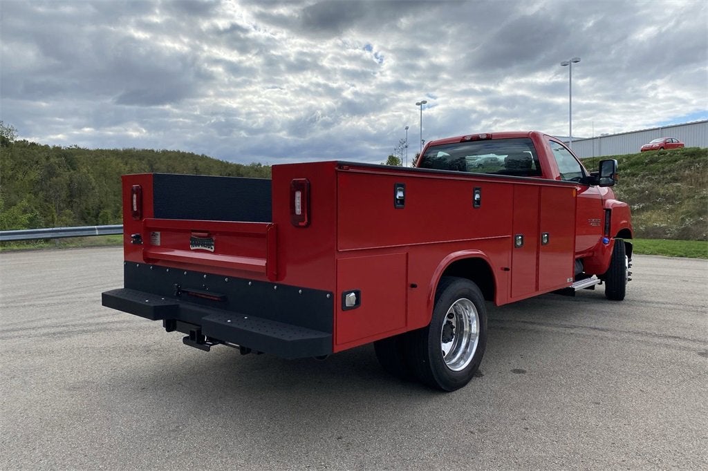 2024 Chevrolet Silverado 4500 HD LT