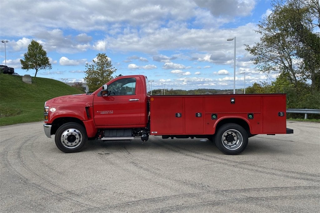 2024 Chevrolet Silverado 4500 HD LT
