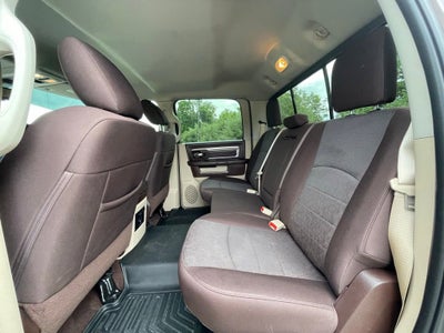 2018 RAM 1500 Big Horn Crew Cab 4x4 5'7" Box