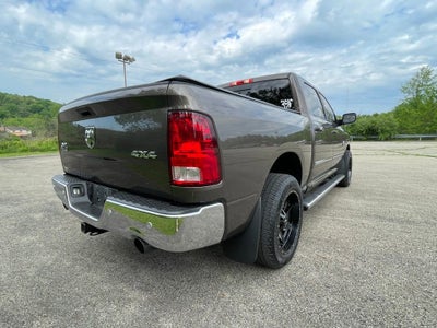 2018 RAM 1500 Big Horn Crew Cab 4x4 5'7" Box