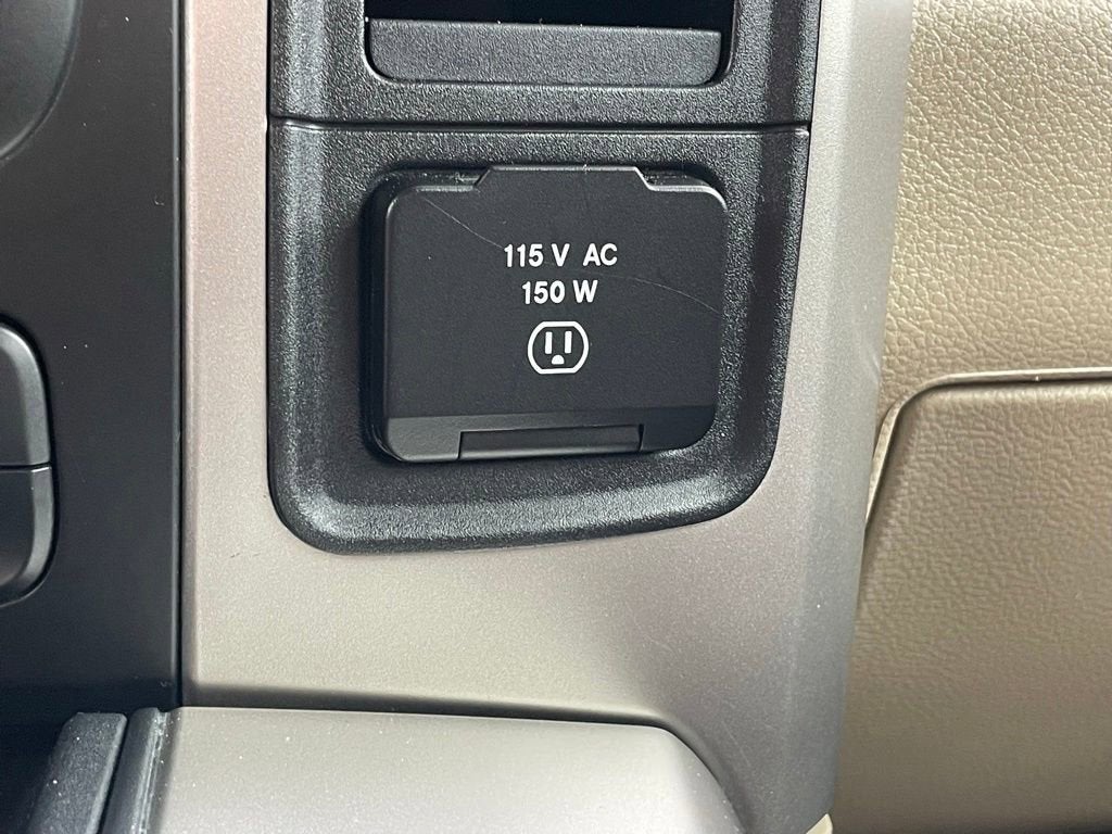2018 RAM 1500 Big Horn Crew Cab 4x4 5'7" Box