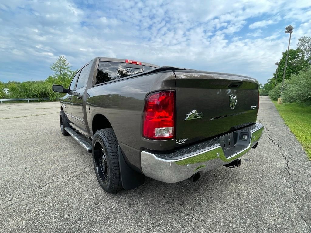 2018 RAM 1500 Big Horn Crew Cab 4x4 5'7" Box