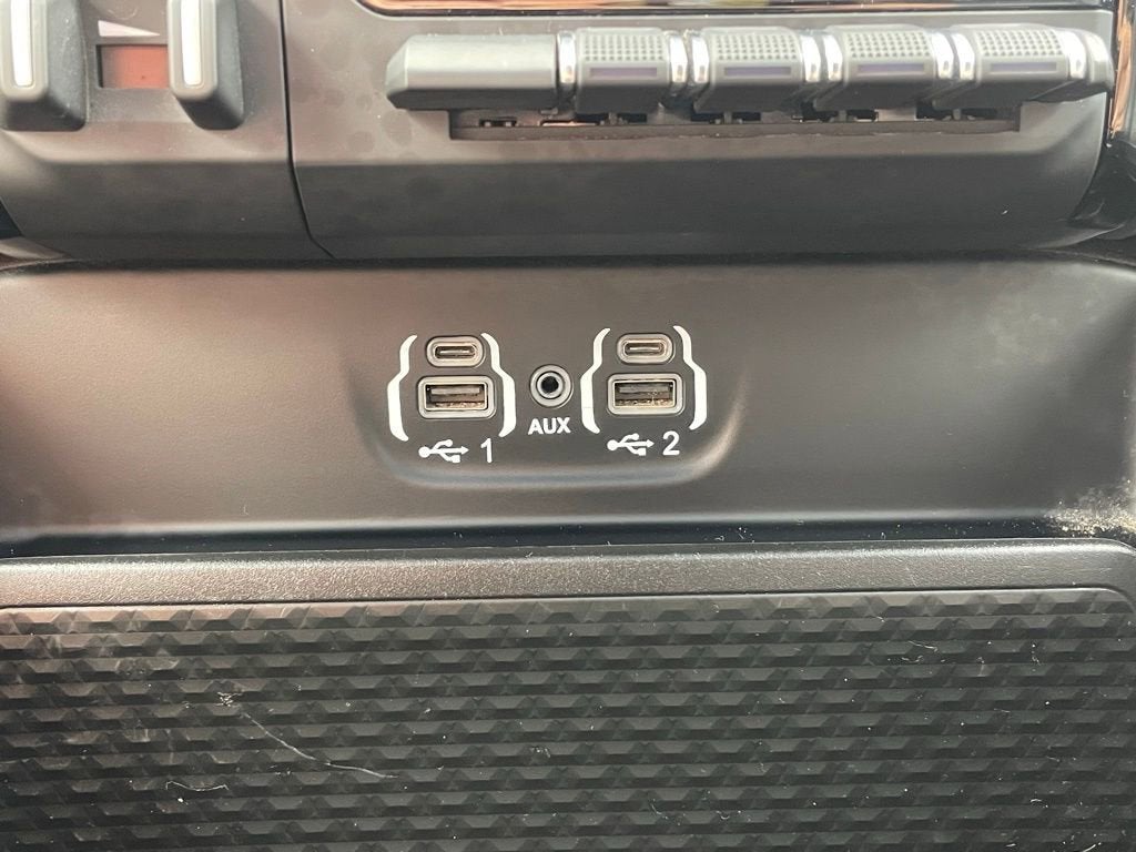 2024 RAM 2500 Laramie Crew Cab 4x4 6'4" Box