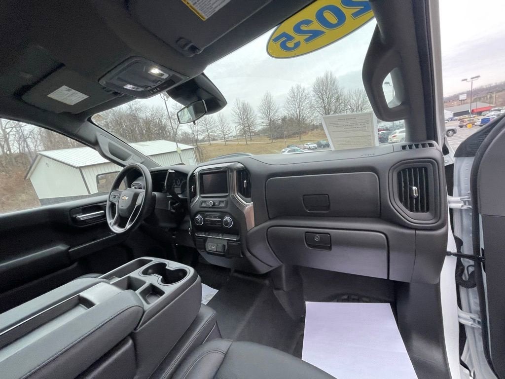 2025 Chevrolet Silverado 1500 WT