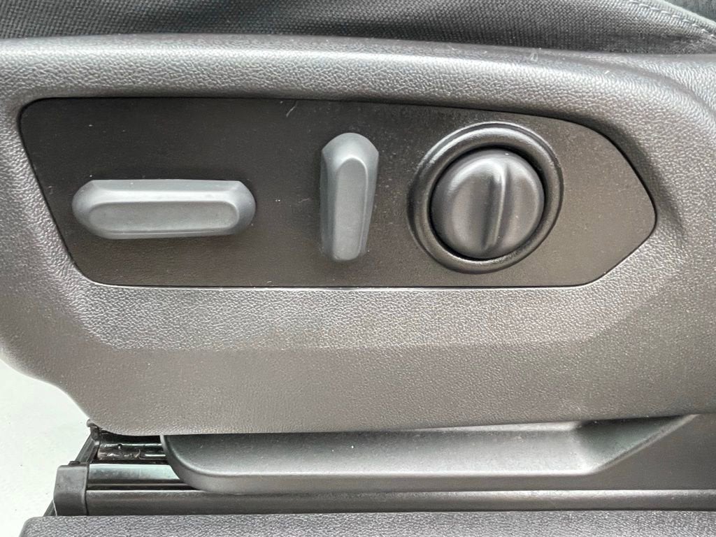 2022 Chevrolet Silverado 1500 LTD LT (2FL)