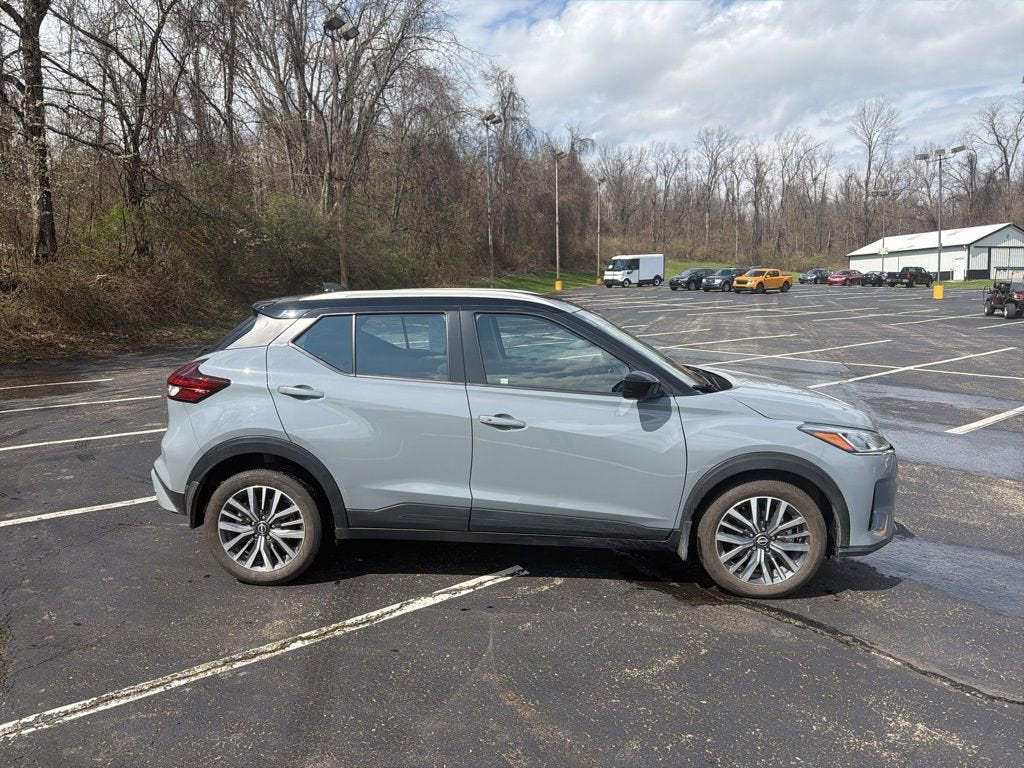 2024 Nissan Kicks SV Xtronic CVT