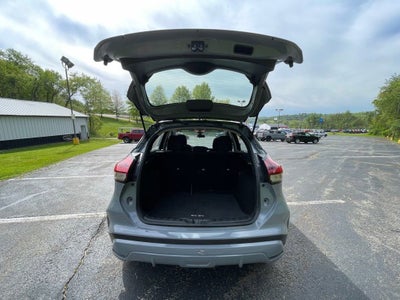 2024 Nissan Kicks SV Xtronic CVT