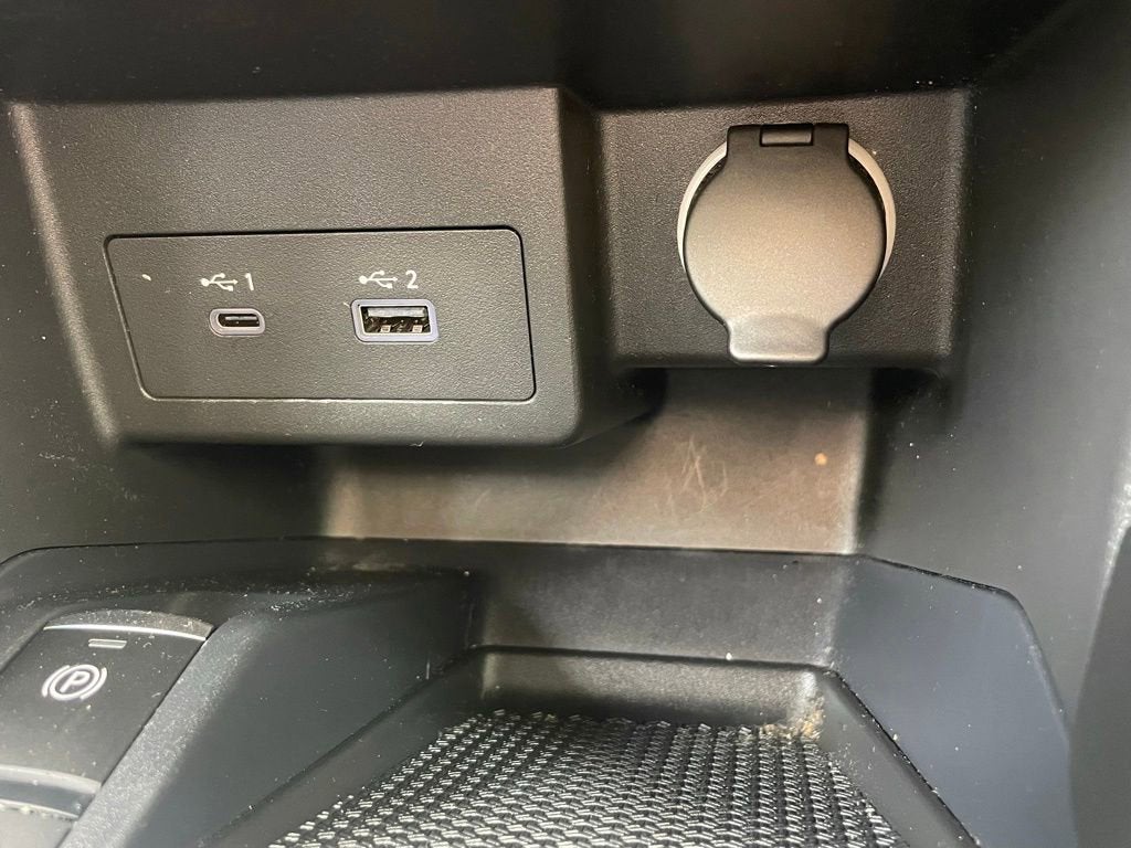2024 Nissan Kicks SV Xtronic CVT