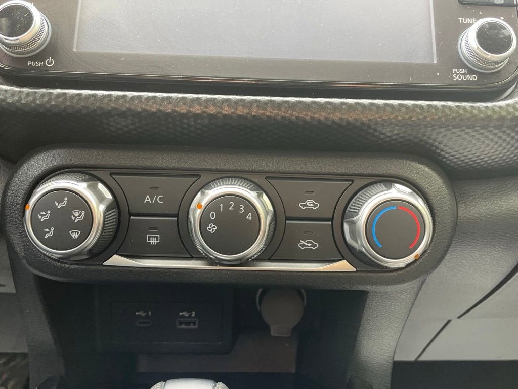 2024 Nissan Kicks SV Xtronic CVT